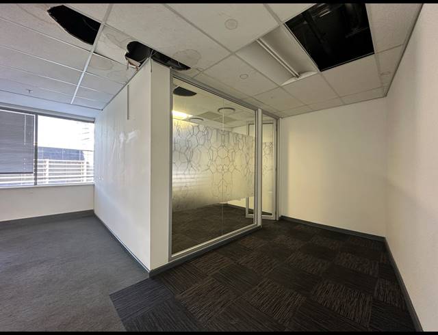 1,368M² OFFICE TO LET IN SANDTON CENTRAL